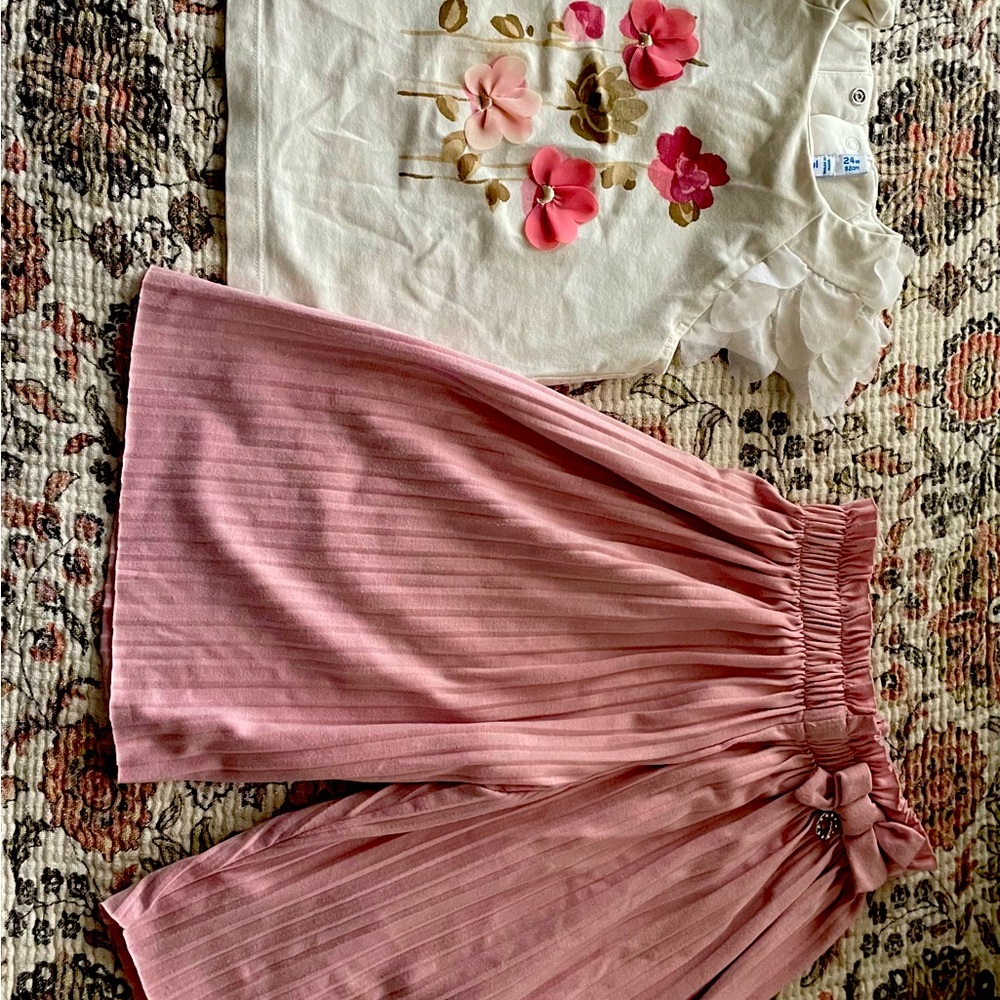 Toddler Mayoral cute outfit in great like new condition Worn 2 or 3 times